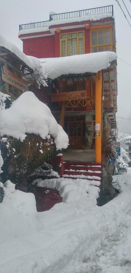 Rasta Cafe And Lodge Manāli Zewnętrze zdjęcie