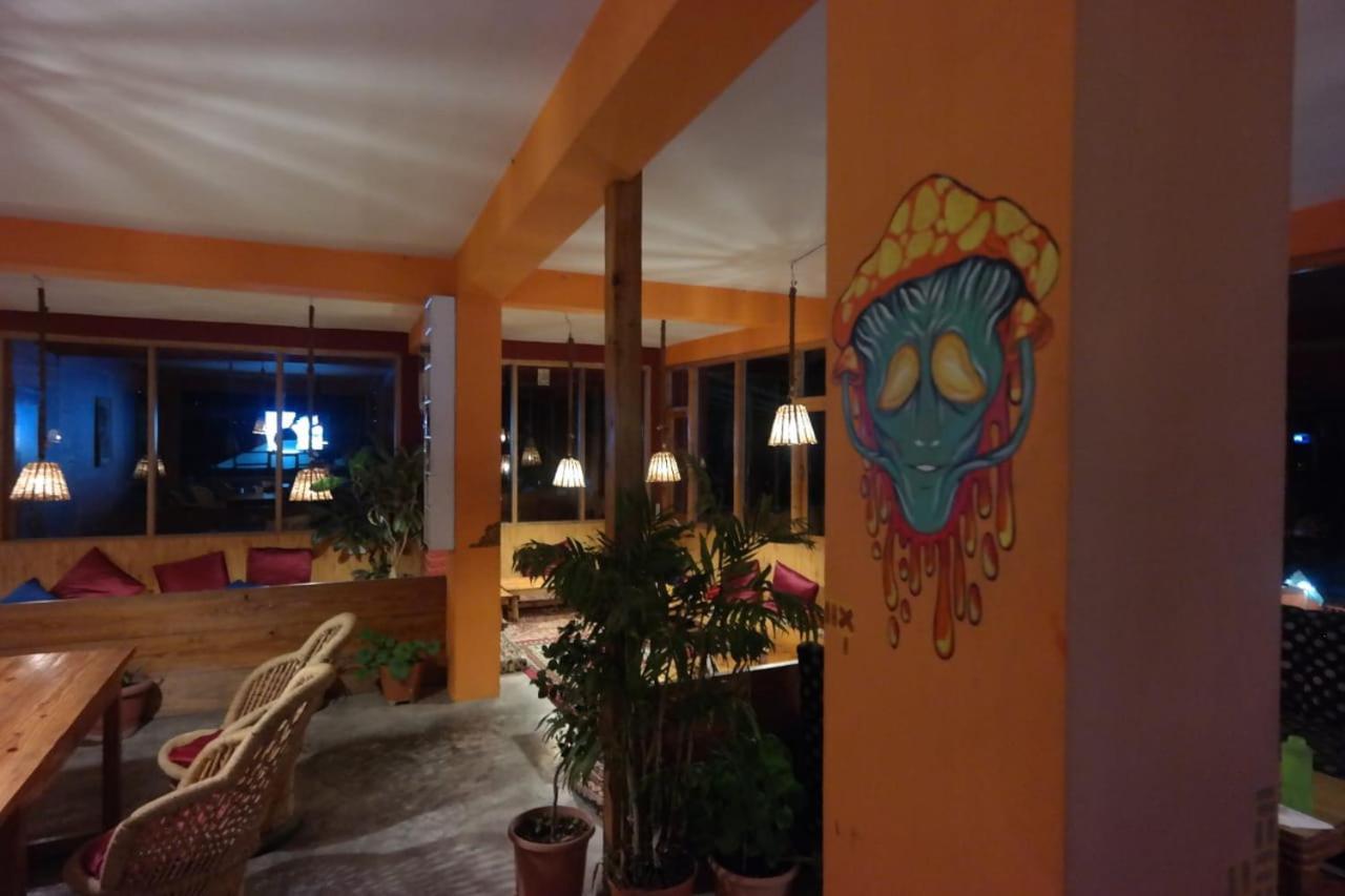Rasta Cafe And Lodge Manāli Zewnętrze zdjęcie
